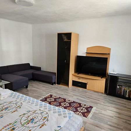Seventeen -Apartament La Casa Arad Zewnętrze zdjęcie