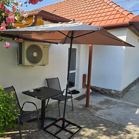 Seventeen -Apartament La Casa Arad Zewnętrze zdjęcie